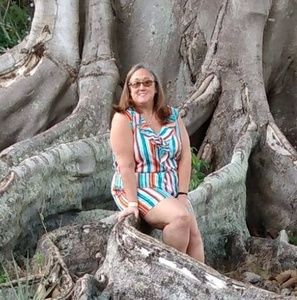 Meet your Posher, Stacy